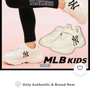 NNW Women 5.5 MLB Unisex Street Style Kids Girl Sneakers size 3Y (5US)
